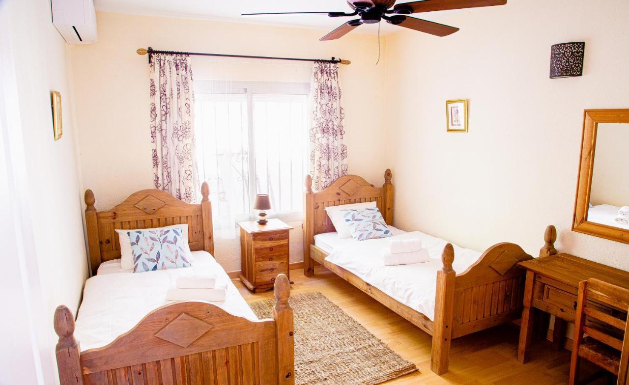 Villa Maria In El Rosario - Mit Sicht Auf Gibralta Марбеля Екстериор снимка