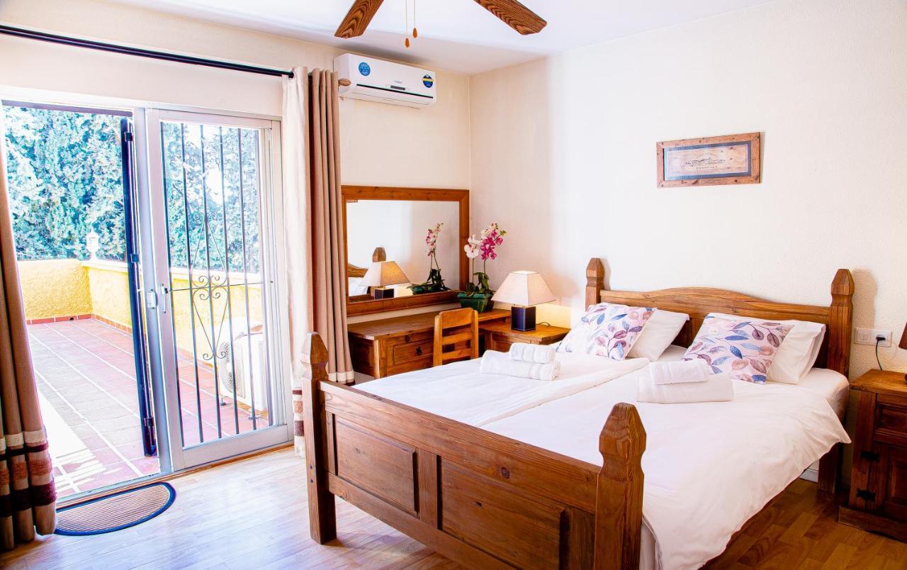 Villa Maria In El Rosario - Mit Sicht Auf Gibralta Марбеля Екстериор снимка