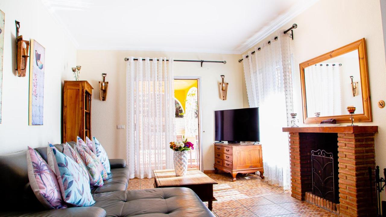 Villa Maria In El Rosario - Mit Sicht Auf Gibralta Марбеля Екстериор снимка